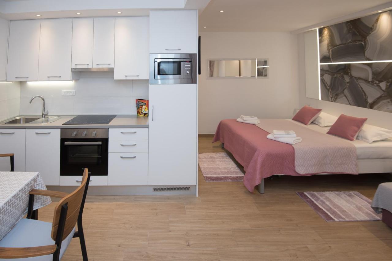 Luxury Studio Apartment Honeymoon Σπλιτ Εξωτερικό φωτογραφία